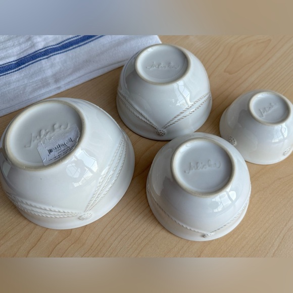 NEW (Set/4) Juliska Berry & Thread Whitewash Stoneware Nesting Prep Bowls - Picture 5 of 14
